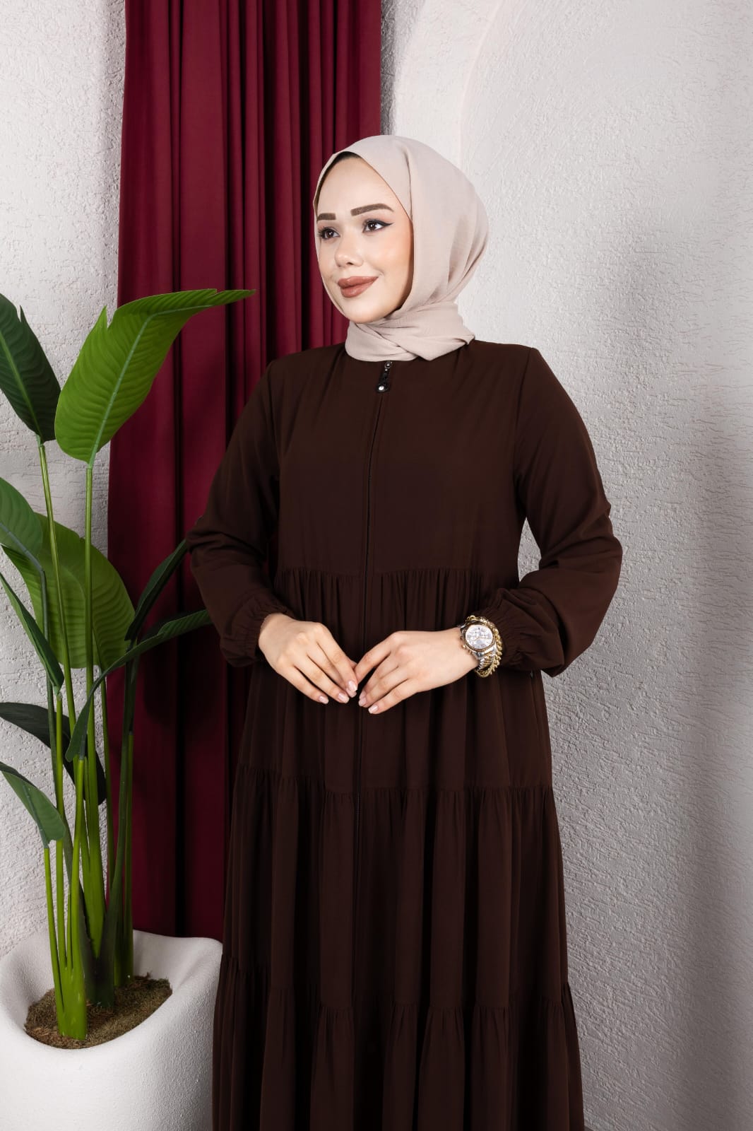 Fırfır Detaylı Modern Elbise / Ferace