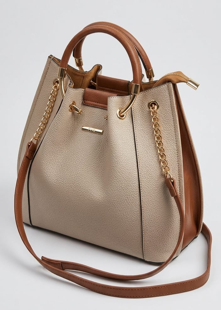Luvia Grained Leather Bucket Bag – Altın Zincir Detaylı Premium Kol Çantası