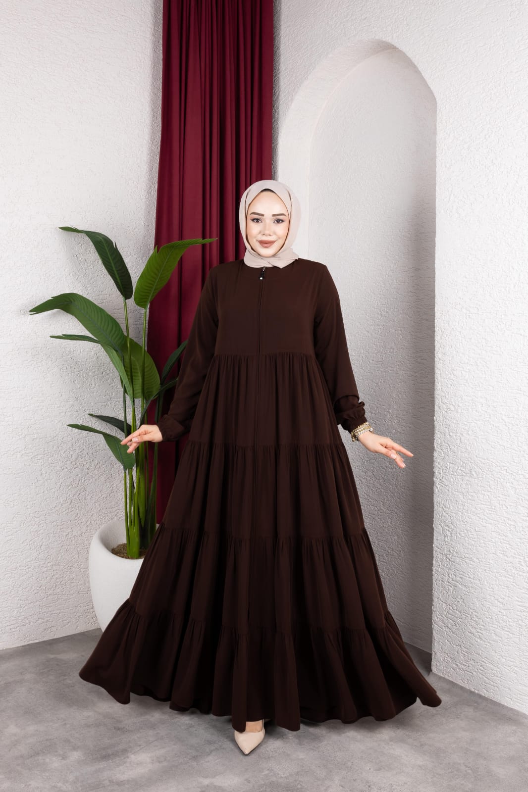 Fırfır Detaylı Modern Elbise / Ferace